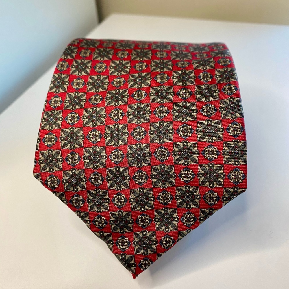 Dior Silk Red and Black Floral Geometric Tie